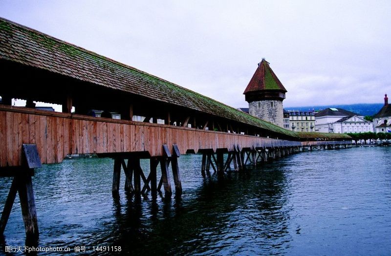 瑞士风光长桥图片