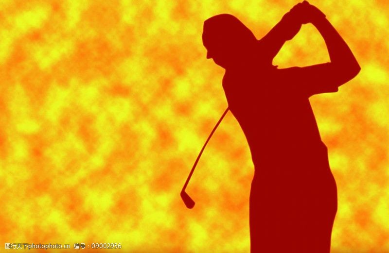 高尔夫挥杆动作打高尔夫球图片