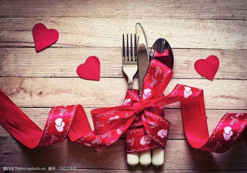 浪漫心形餐具图片