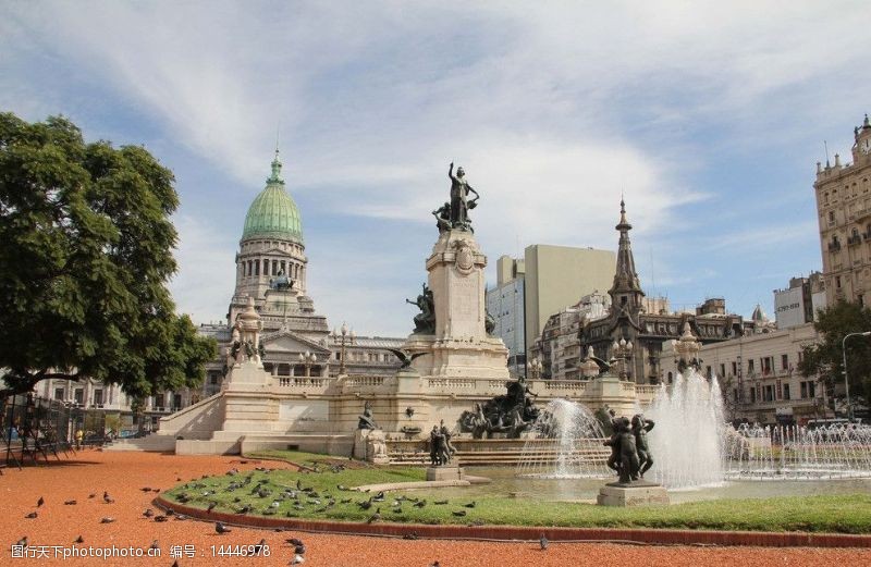 雕塑喷泉布宜诺斯艾利斯国会广场图片