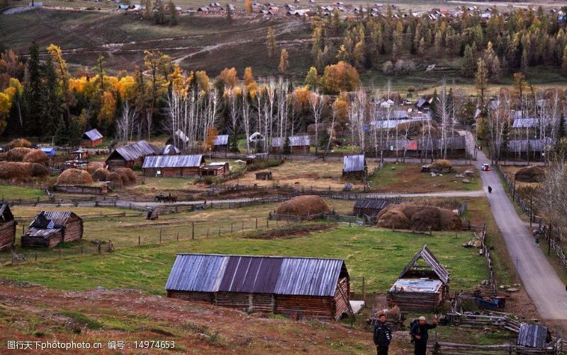 新疆风景牧村图片