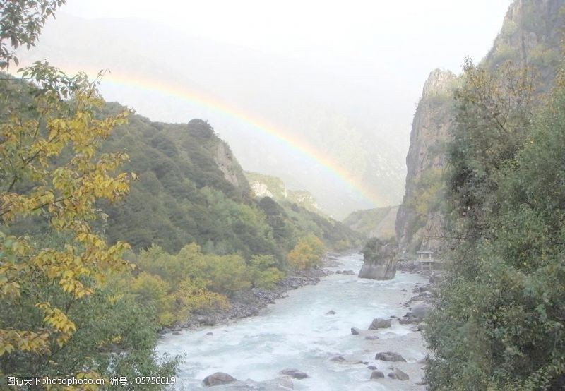 西藏风景免费下载彩虹与河
