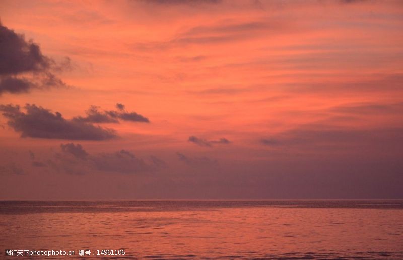 巴厘岛海上日落图片